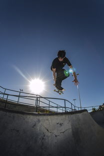 开云esports-极限滑板运动赛事精彩纷呈，《极限滑板3》